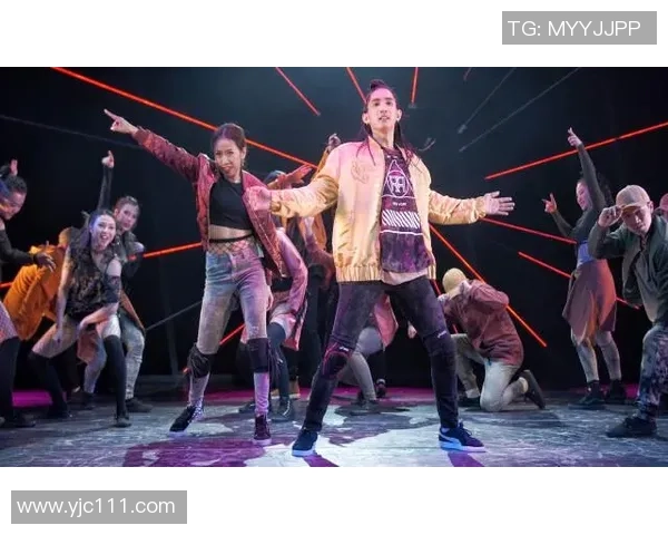 重庆街舞队的防守策略与战术分析探讨街舞竞技中的团队协作与个人技巧